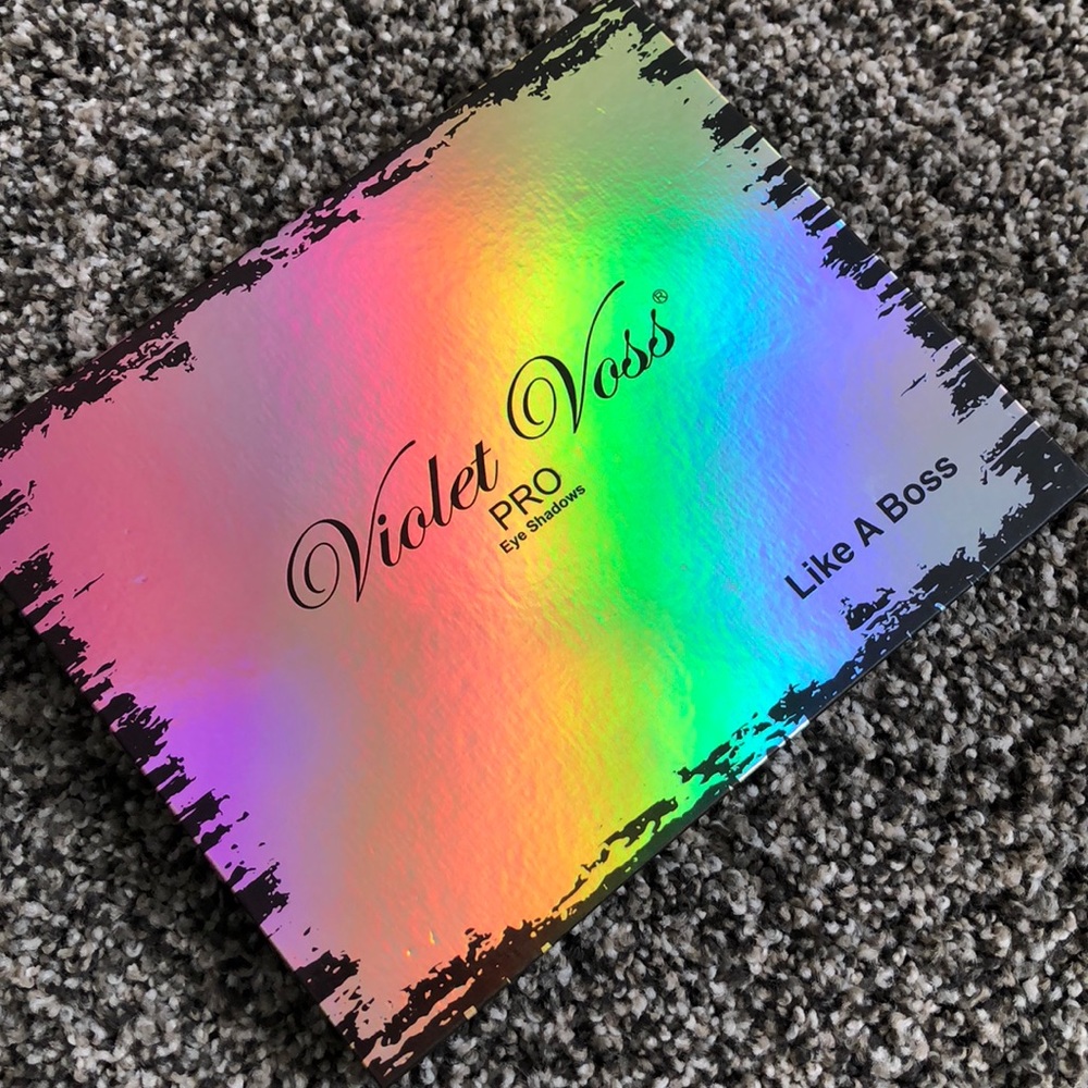 Violet Voss like a boss palette Hardly Used!